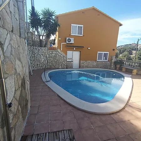 Lägenhet Vip Poolsuite